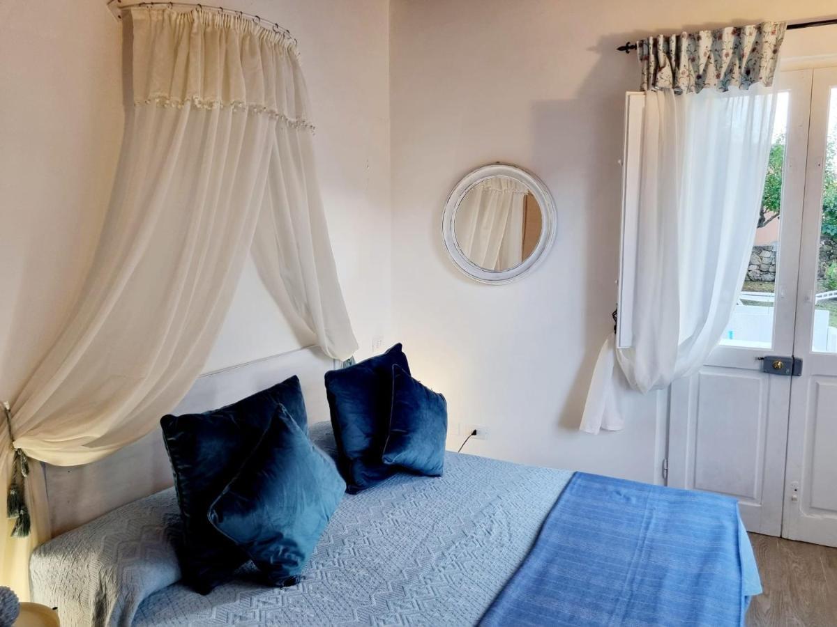 Appartement Stazzo San Teodoro Piscina Condivisa Extérieur photo
